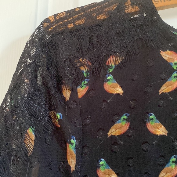 Short Sleeve Top - Picture 2 of 9